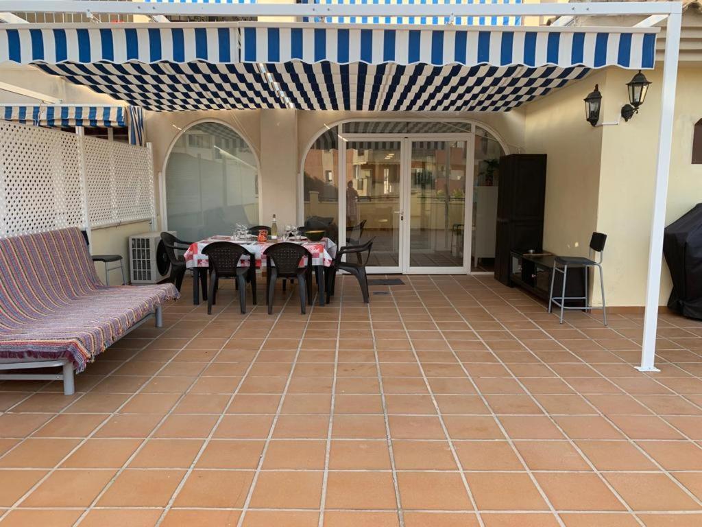 Encantador Piso Con Terraza Y Piscina Apartment Беналмадена Екстериор снимка