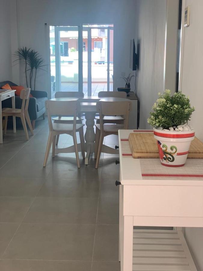 Encantador Piso Con Terraza Y Piscina Apartment Беналмадена Екстериор снимка